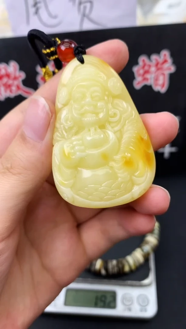 蜜蜡未镶嵌珠宝奇石122
