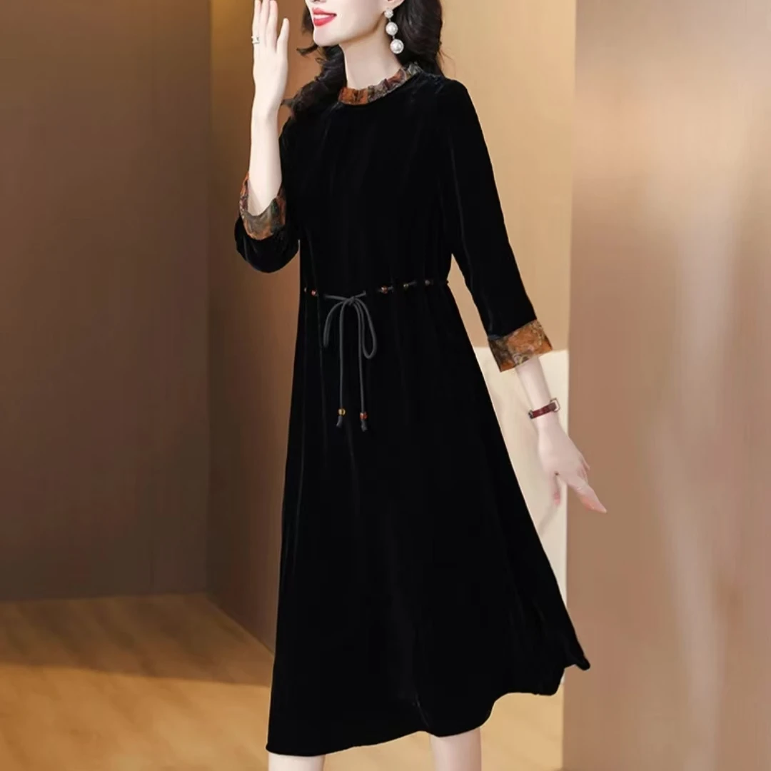 品质大码遮肚显年轻桑蚕丝绒欧洲秋新款领气质收腰连衣裙