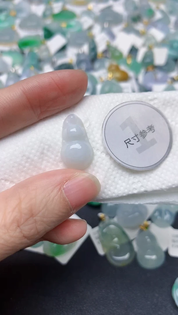 颈饰未镶嵌翡翠天然缅甸A货翡翠