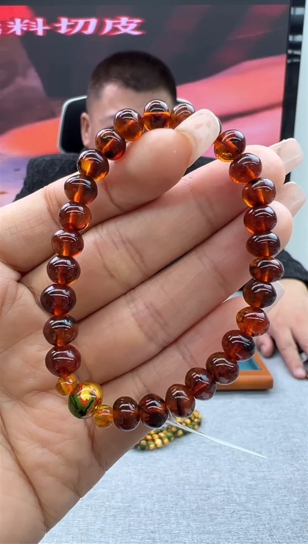 【闪购商品】琥珀手串未镶嵌87秒拍号
