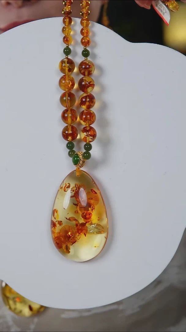 琥珀（花珀）项链未镶嵌花珀水滴