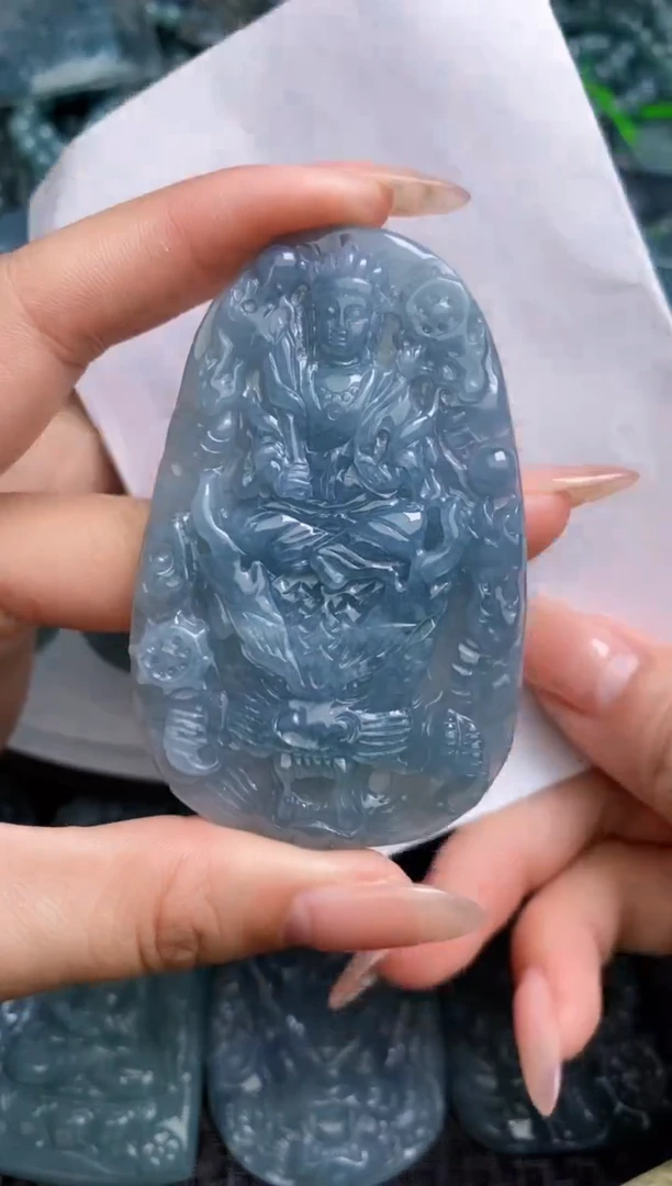 【闪购商品】翡翠颈饰未镶嵌