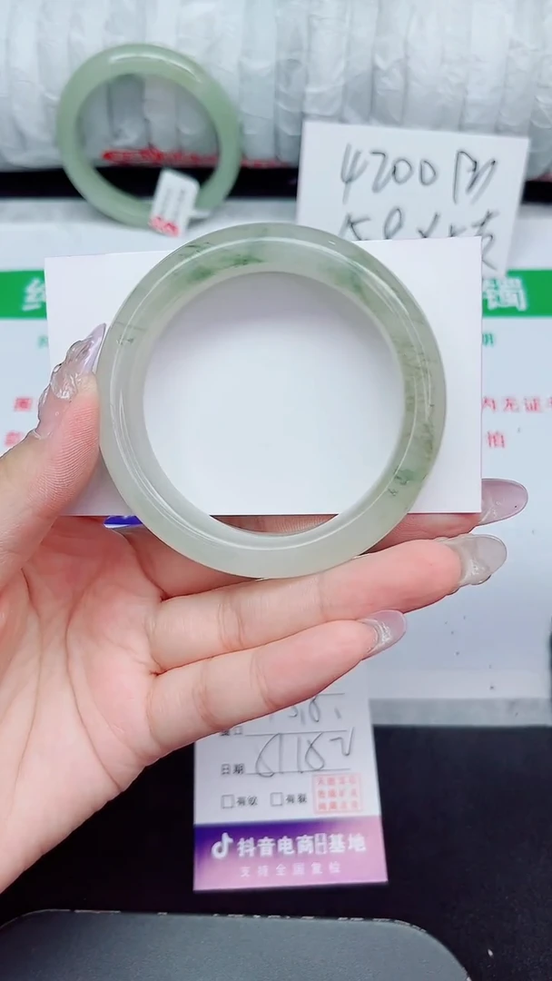 未镶嵌手镯石英质玉128-51/52