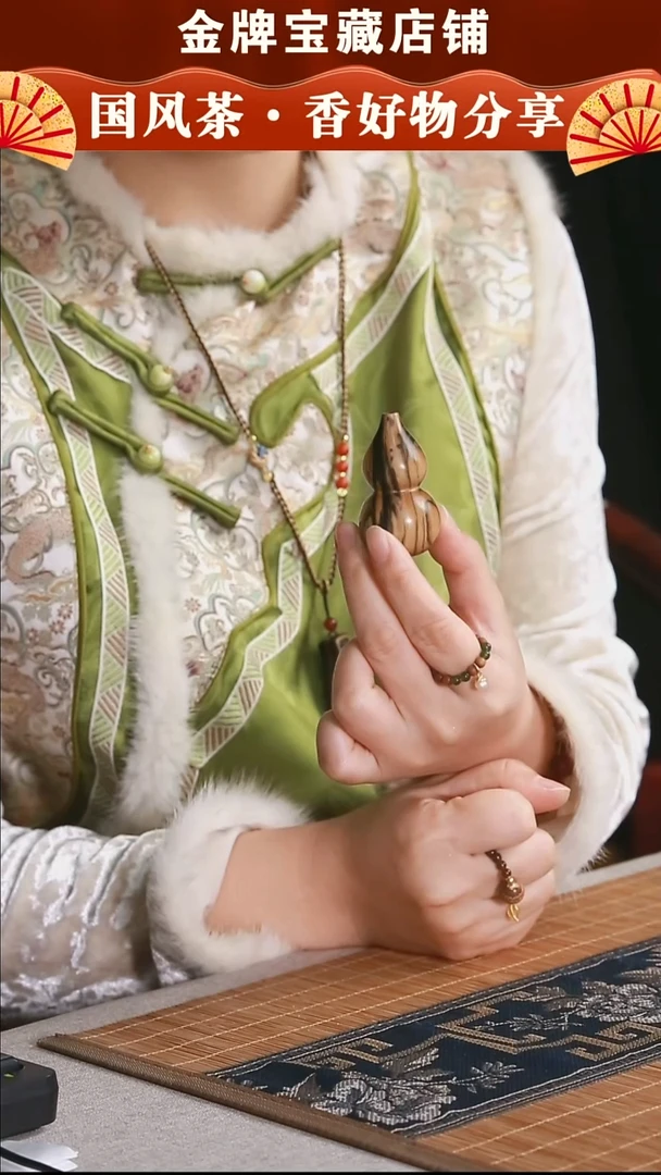 木质类黑白檀葫芦摆件