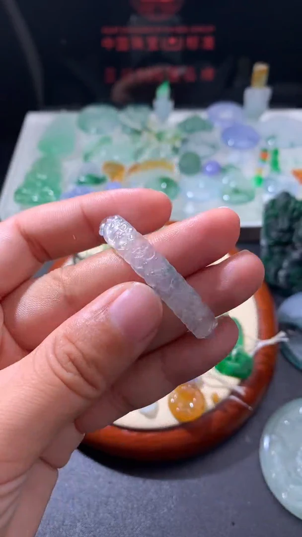 未镶嵌定制翡翠