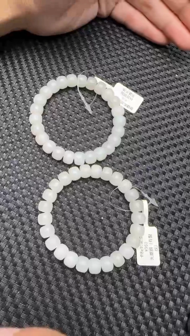 未镶嵌手串和田玉天泰手串卡8x10 有裂 多样性发其一