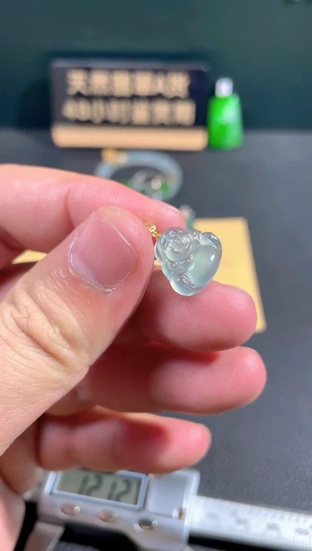 【闪购商品】翡翠颈饰18K金镶嵌翡翠