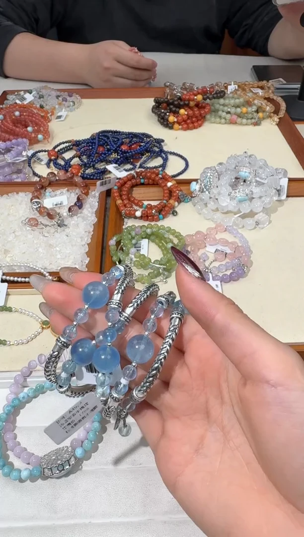 【闪购商品】水晶手链银S925镶嵌 D333海蓝宝单珠双弯管款