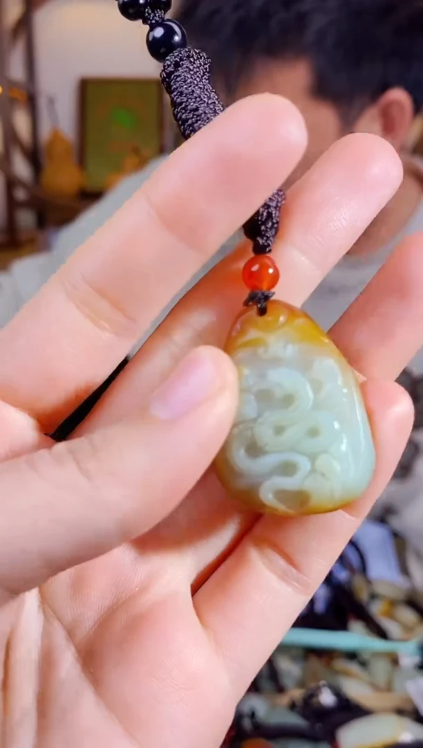 【闪购商品】和田玉颈饰未镶嵌1