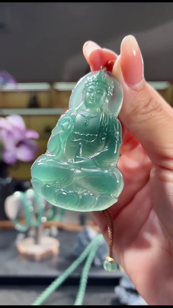 吊坠(不含链)未镶嵌翡翠观音