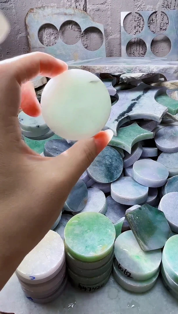 配石翡翠天然翡翠A货365