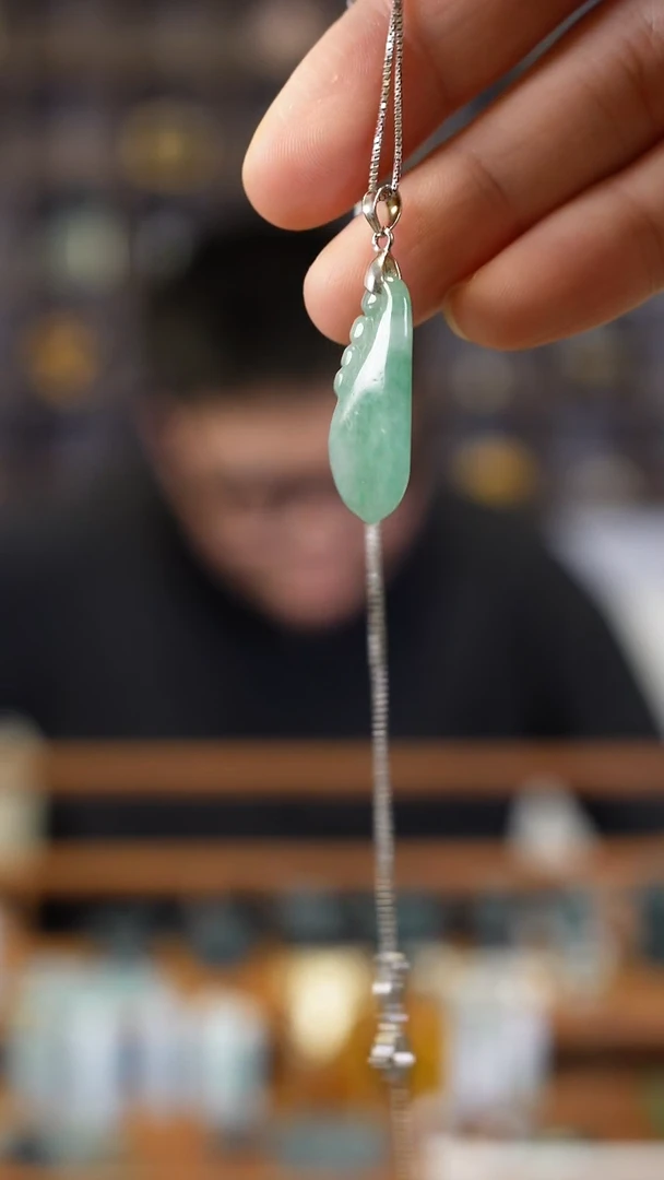颈饰未镶嵌翡翠翡翠银链福瓜