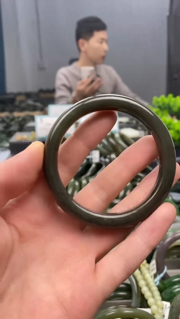 未镶嵌手镯和田玉59.2