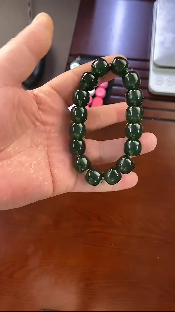 未镶嵌蛇纹石玉手串手串