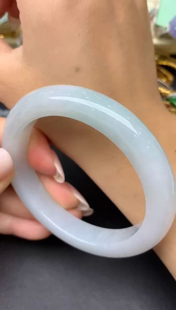 翡翠手镯未镶嵌128-雪姐翡翠天天见