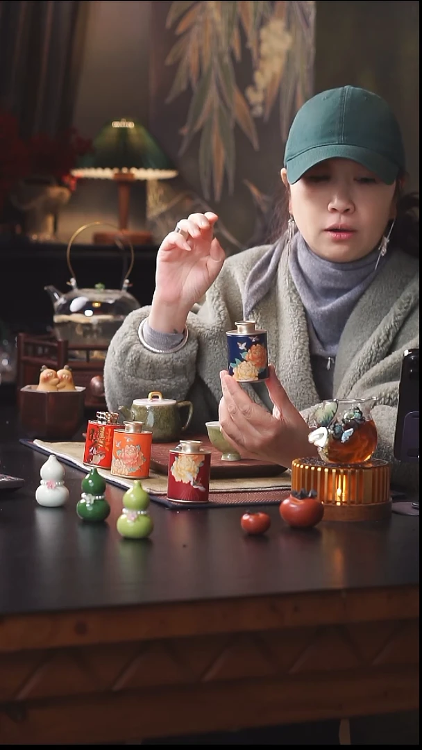 蓝色小罐茉莉六堡茶