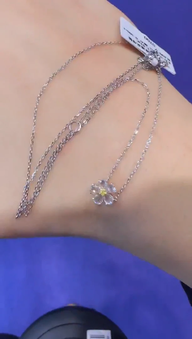 【闪购商品】钻石套链18K金镶嵌精选Y-小花套链