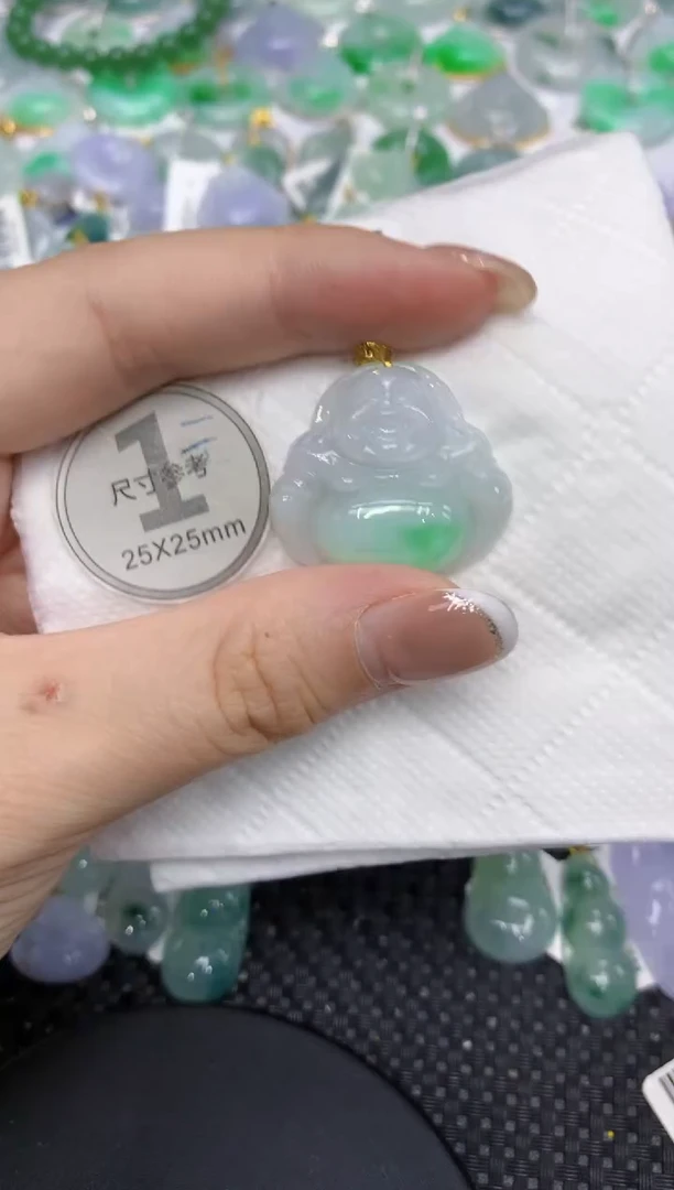颈饰18K金镶嵌翡翠111111111