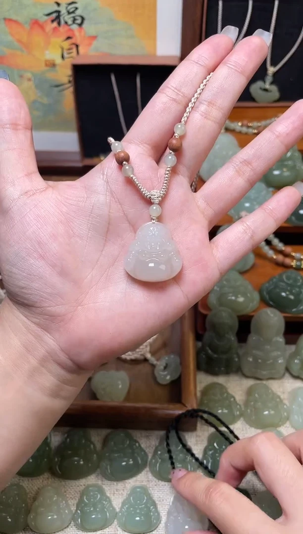 和田玉未镶嵌颈饰25