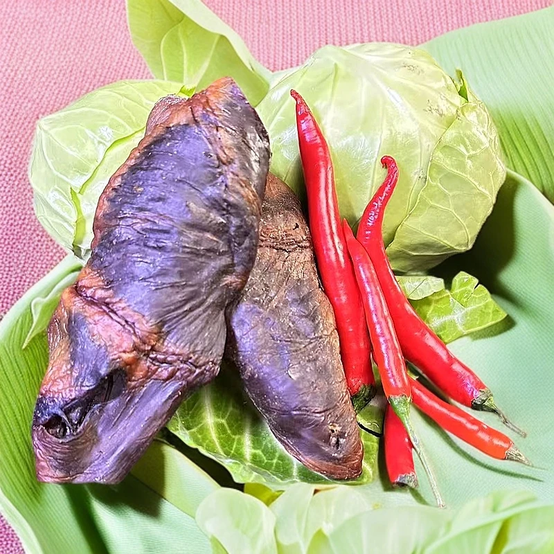 3直播间现称，湖北恩施烟熏腊味（猪心、猪肚、猪舌头、猪头.......）