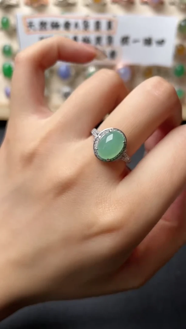 【闪购商品】翡翠戒指银S925镶嵌一物一证一礼盒