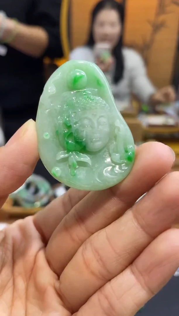 颈饰未镶嵌翡翠假一赔三