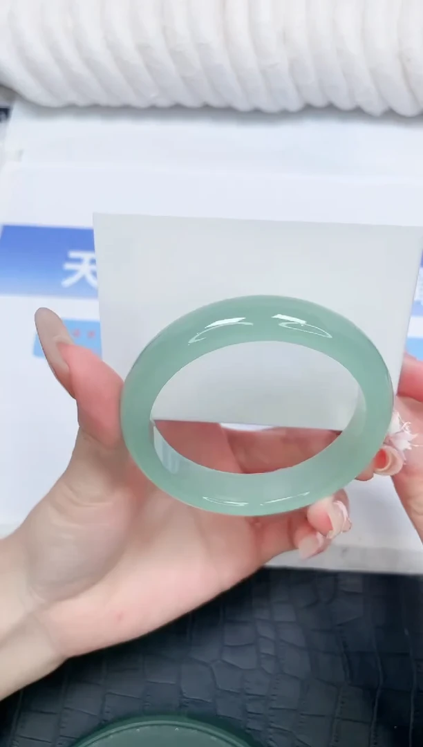 未镶嵌手镯石英质玉K22-58.6