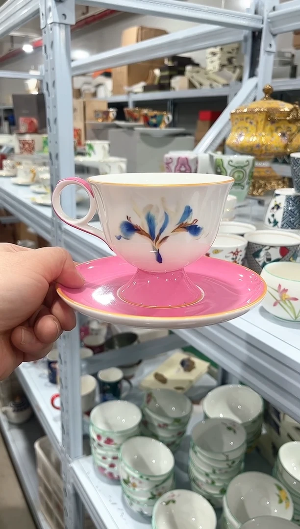 杯子骨瓷（简装）粉色咖啡杯碟一套