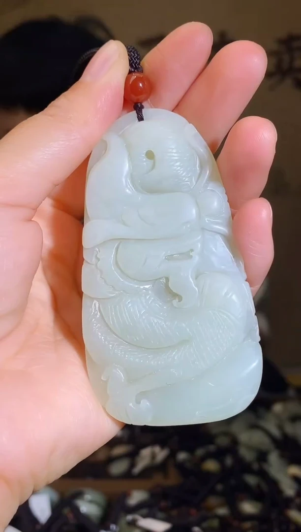 颈饰未镶嵌和田玉1