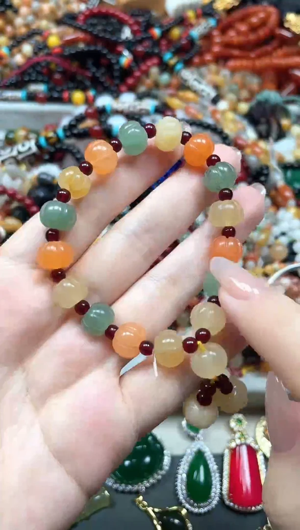 未镶嵌手串石英质玉（金丝玉）多样性发货拍一发一