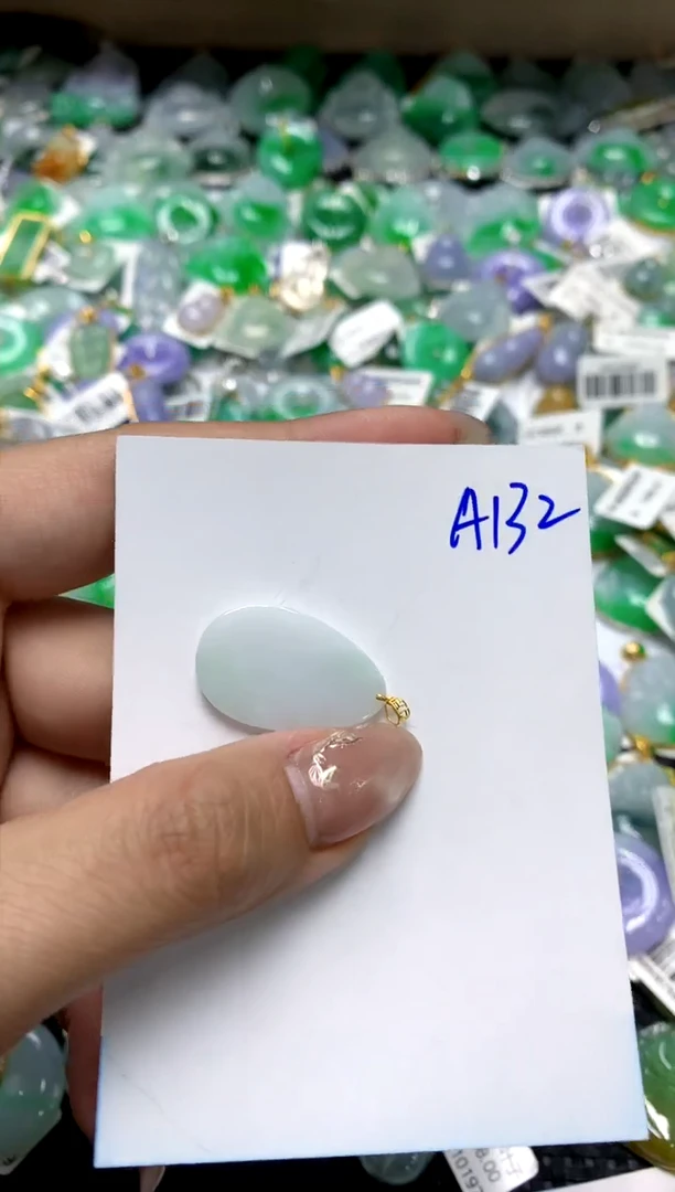 【闪购商品】翡翠颈饰18K金镶嵌111111111111111111