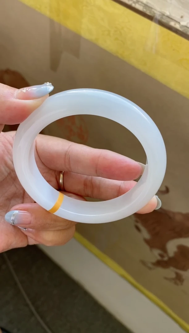 未镶嵌手镯翡翠（必买）芙蓉底0毛孔皓月白37号