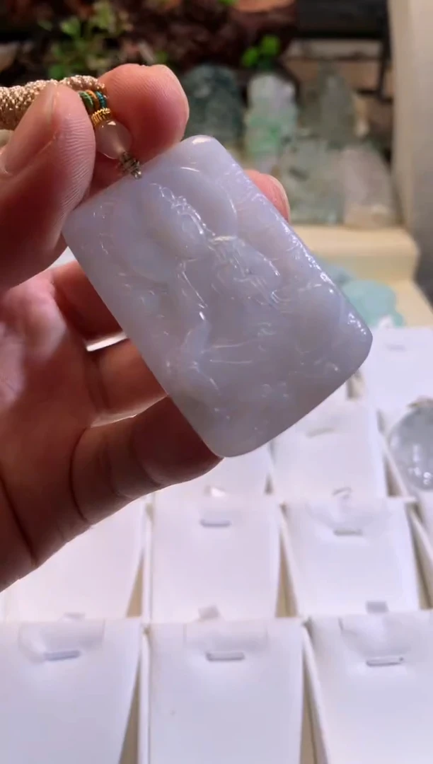 翡翠未镶嵌颈饰5/10/057