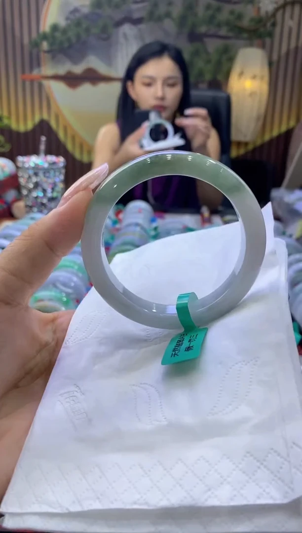 翡翠手镯未镶嵌00008140