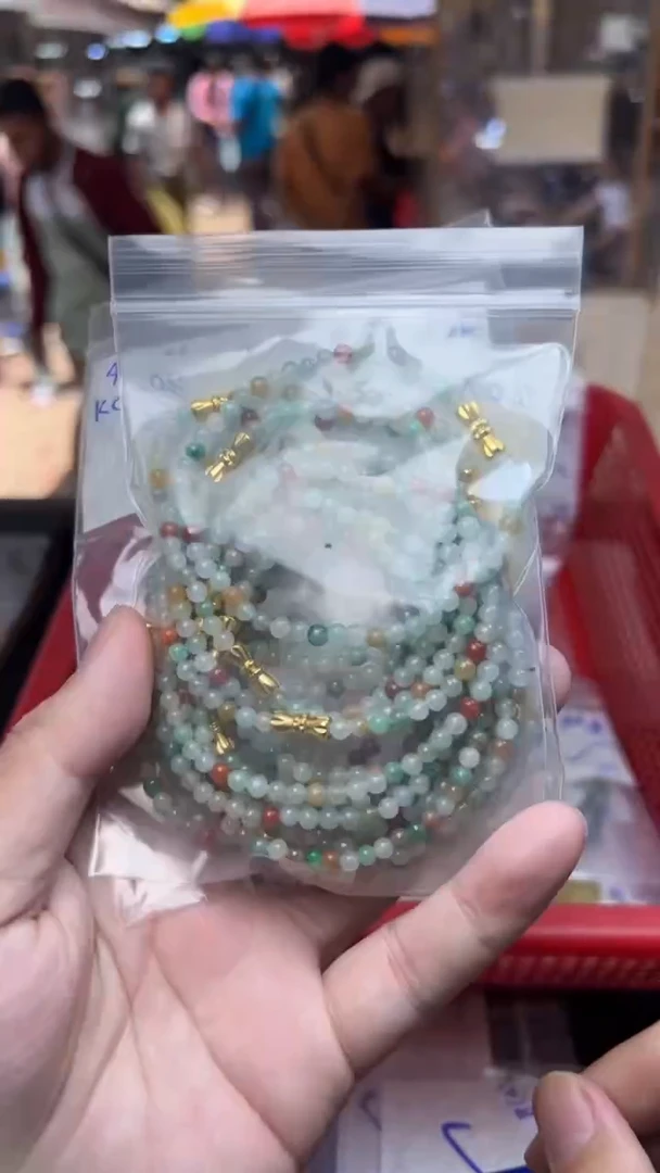 定制翡翠未镶嵌多样性随机发货，拍一发一