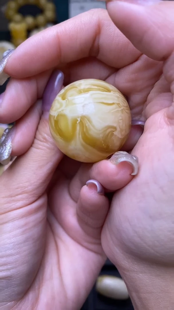 【闪购商品】琥珀裸石未镶嵌葵. 54