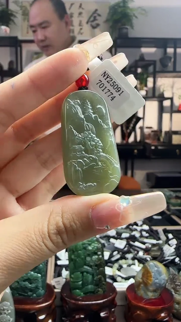 颈饰未镶嵌和田玉1774