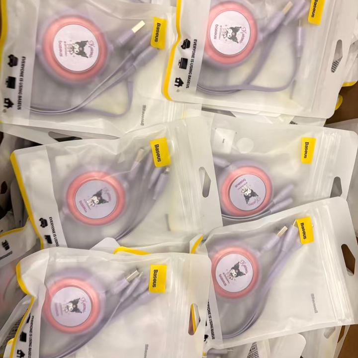 准新品 倍思 倍思3.5A三丽鸥联名款一拖三数据线 库洛米