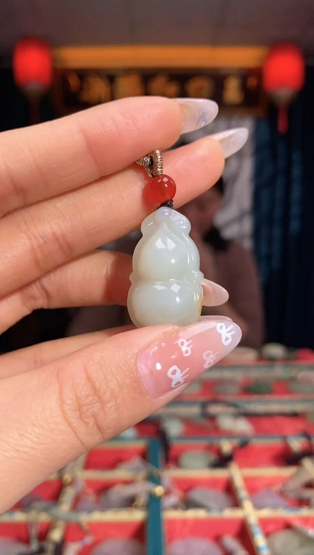 【闪购商品】和田玉颈饰未镶嵌葫芦