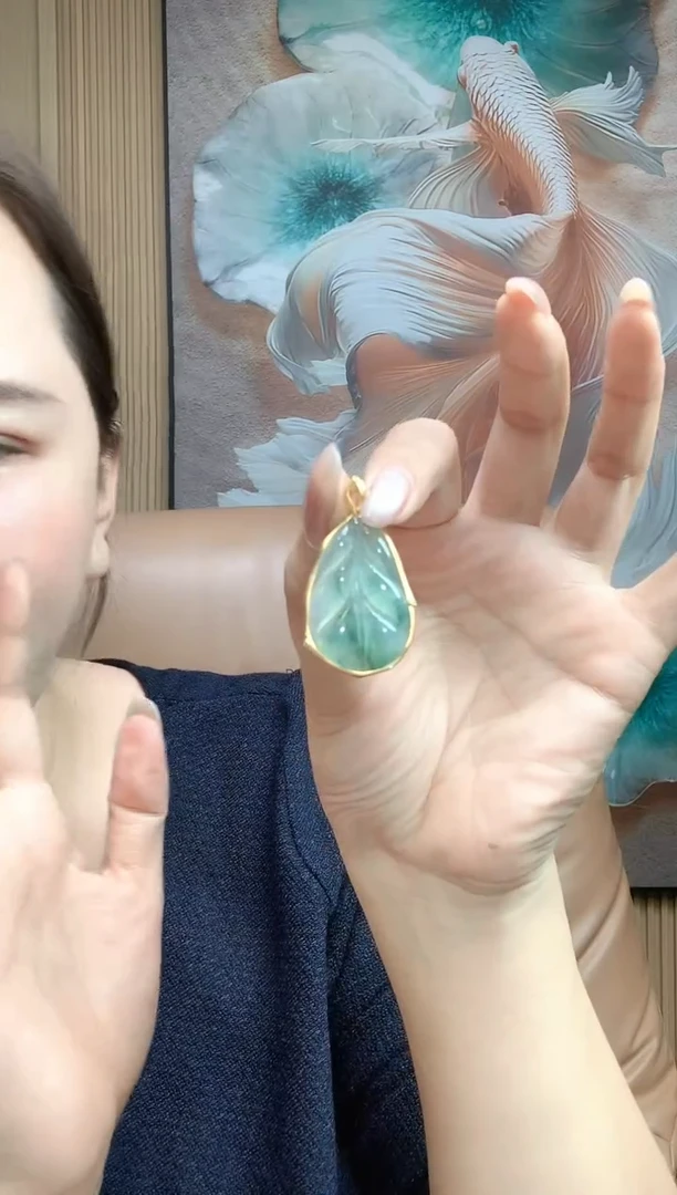 颈饰18K金镶嵌翡翠2510140169