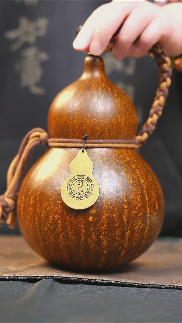 【闪购商品】YI106大漆酒葫芦不包手串及旋转底座