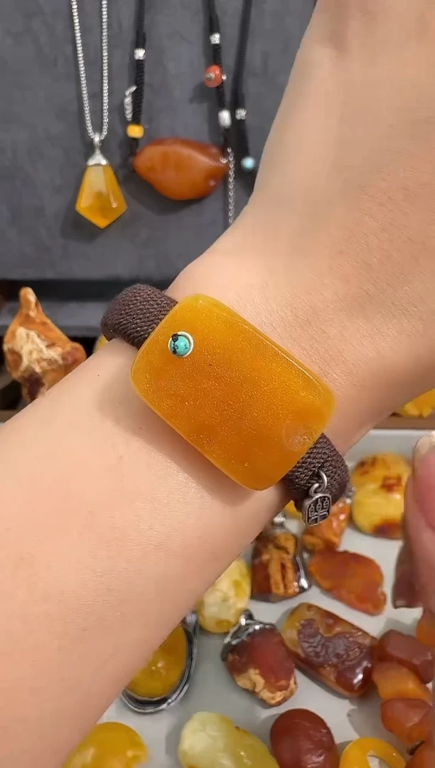 未镶嵌琥珀裸石用****8琥珀