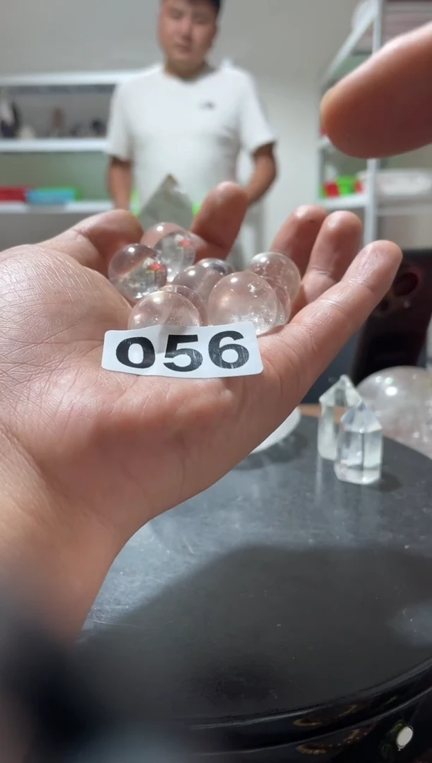 未镶嵌水晶大型摆件（非配饰）白水晶球多样性发其一 20-25M 056