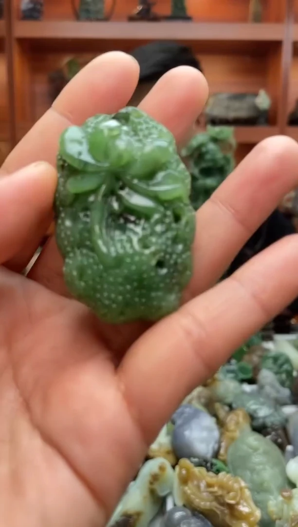 未镶嵌和田玉把件1