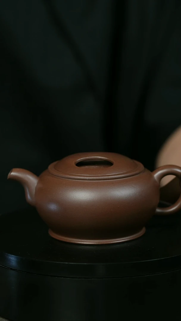 茶壶紫砂山***路H2163赵信军牛盖玉碗