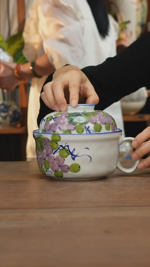 现代景德镇设计师釉下手绘陶瓷餐具