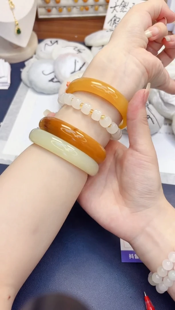 石英质玉手镯未镶嵌320-财气镯-圈口58