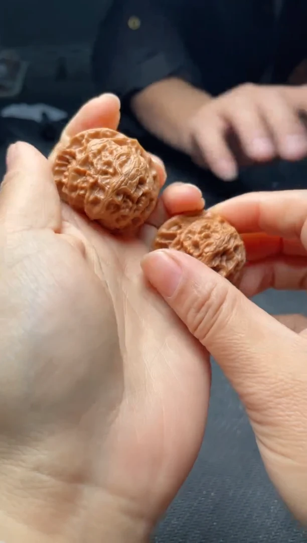 把件文玩核桃w331   宫灯 38尺