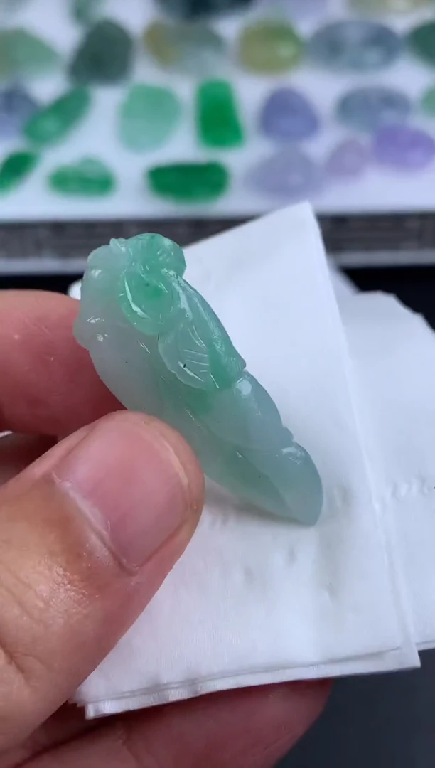 【闪购商品】定制翡翠未镶嵌翡翠