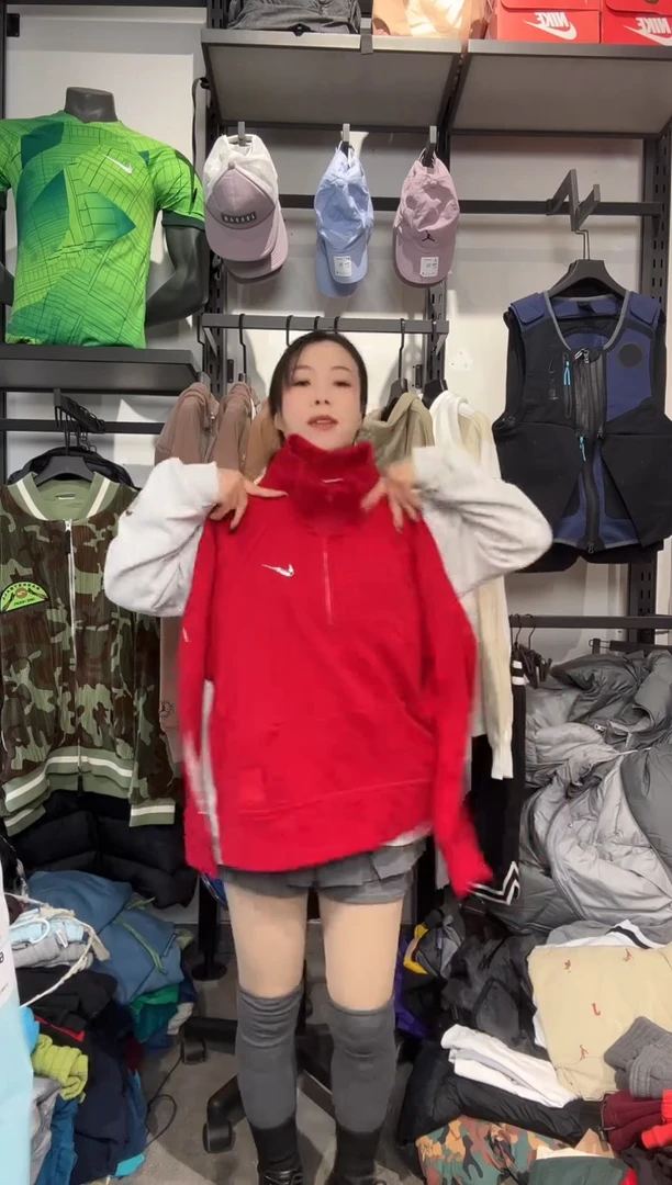 1339  编码 瑕疵款直播间过款为准 尺码   身高  L